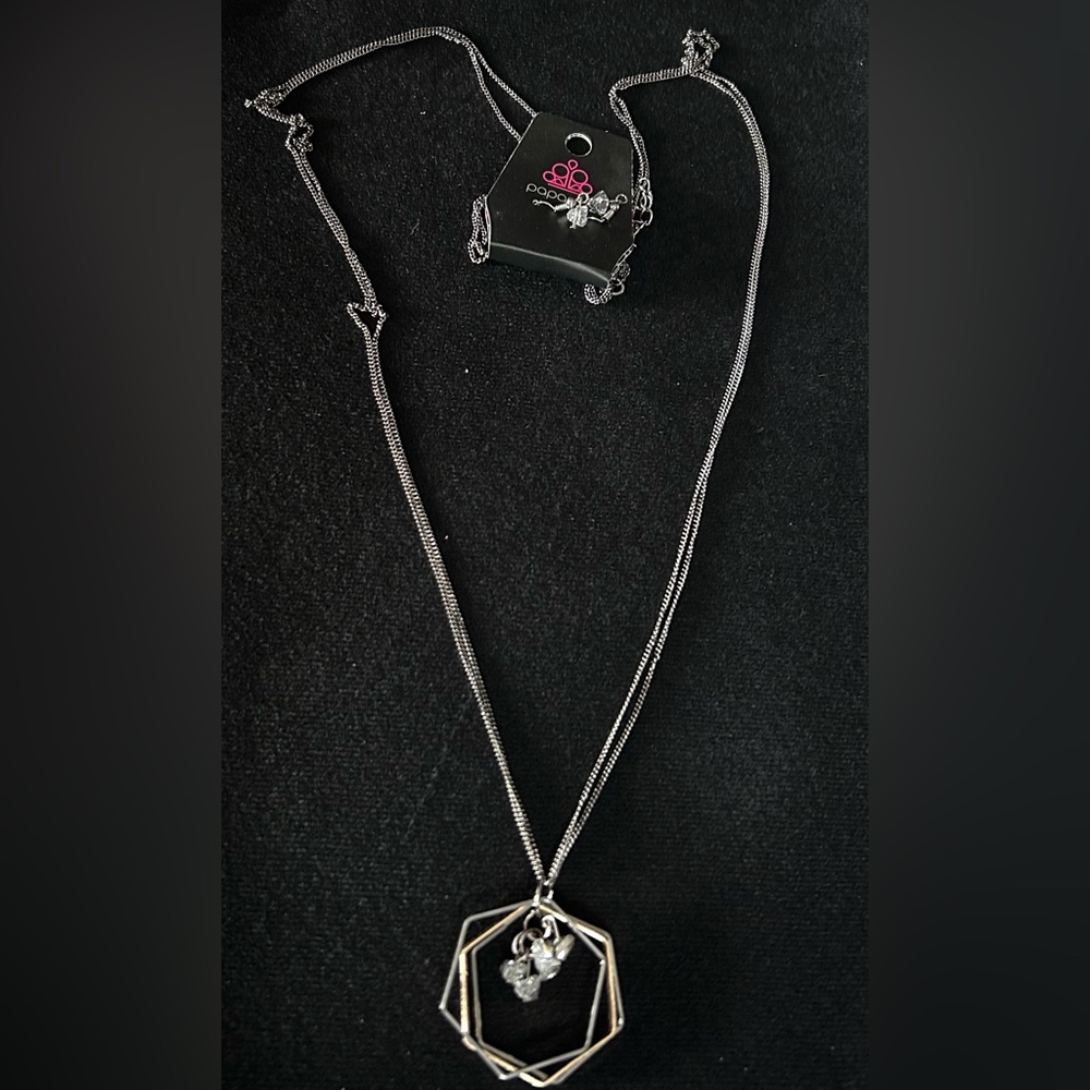 Paparazzi Silver Geometric Necklace